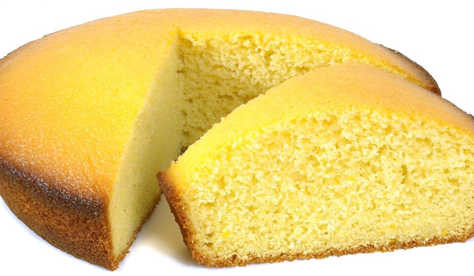 Bolo Simples de Liquidificador que Fica Fofinho