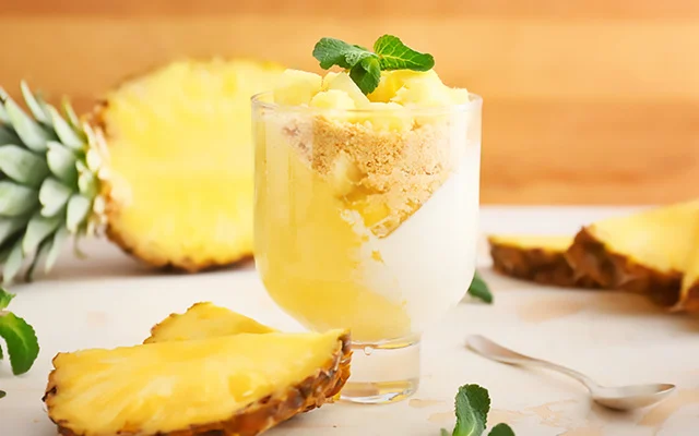Segredo Revelado Como Fazer Gelado de Abacaxi com Coco na Travessa Sem Coalhar o Creme e Impressionar a Todos Hoje Mesmo!